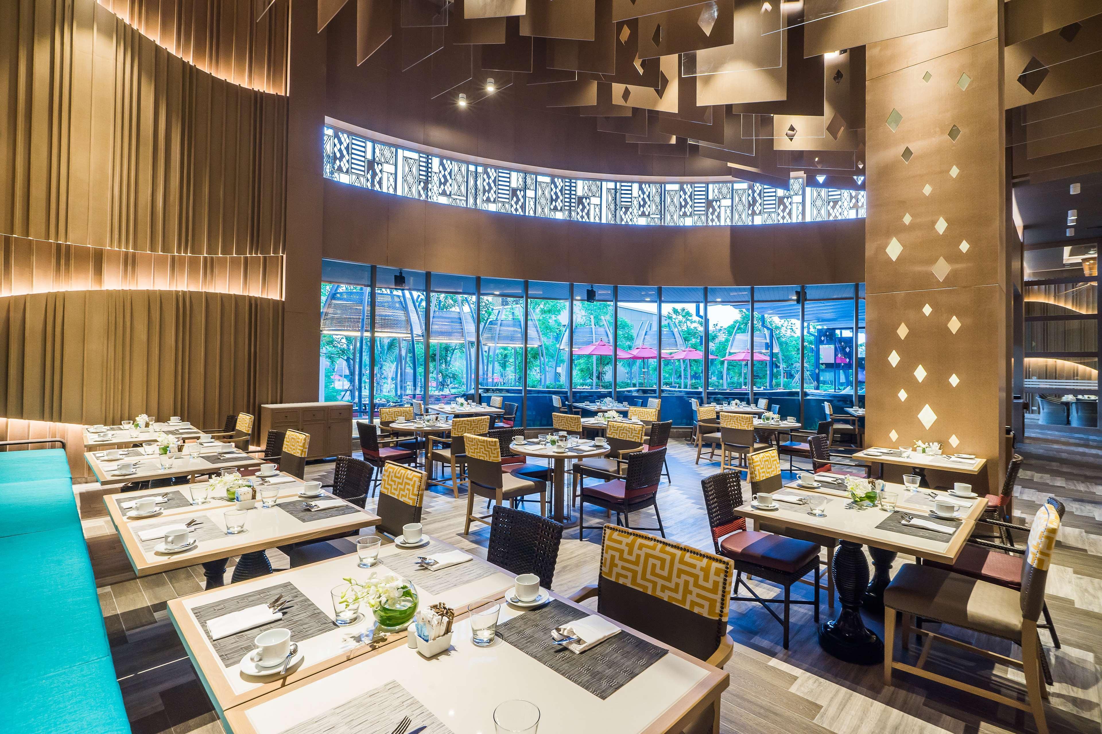 Avani+ Hua Hin Resort Cha-Am Exterior foto